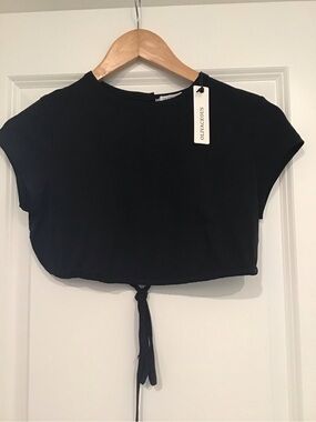 Olivaceous Black Open Back Tye Crop Top